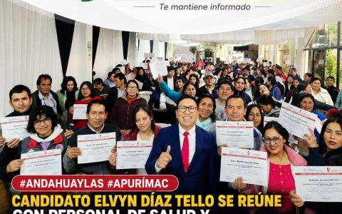 Encuentro político con trabajadores del sector salud en Apurímac.