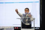 Sorteo de ubicación de organizaciones políticas en cédulas de sufragio de la ONPE. Sorteo de ubicación de organizaciones políticas en cédulas de sufragio de la ONPE.